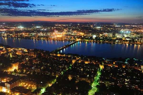 Boston charles river luchtfoto in de schemering — Stockfoto