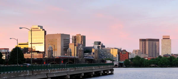 波士顿日落全景与桥梁 — 图库照片