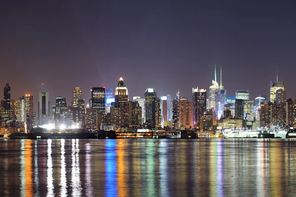 New York'un manhattan midtown geceleri — Stok fotoğraf