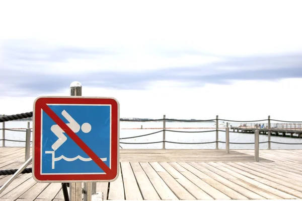 No jumping sign — Stock Photo, Image