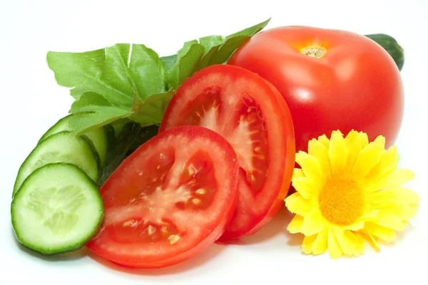 Foto von schmackhaftem Gemüse isoliert auf weißem Hintergrund — Stockfoto