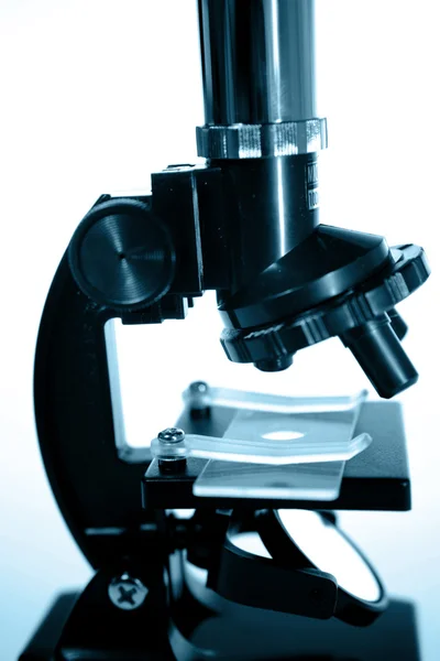 Микроскоп — стоковое фото