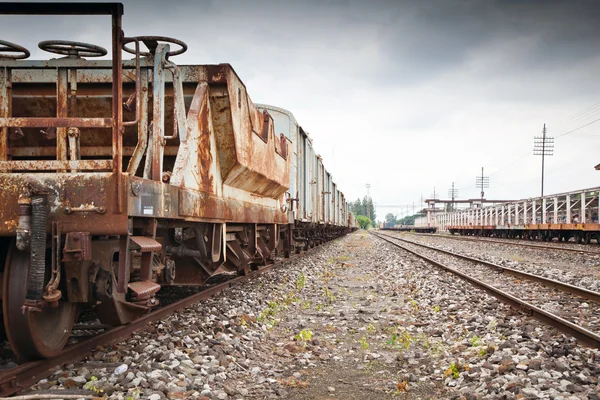 Ferrovia vintage na estação — Fotografia de Stock