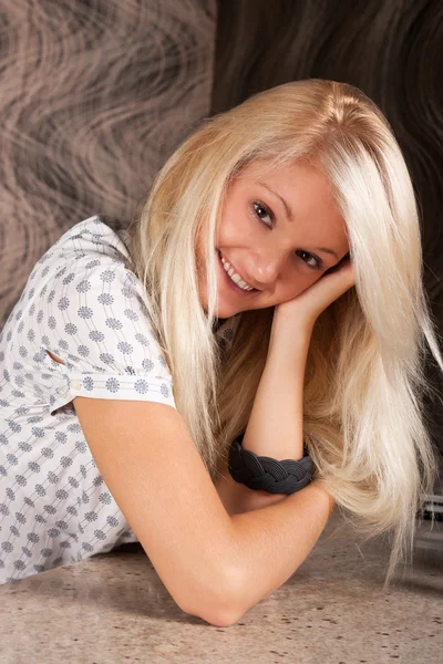 Pretty blond girl — Stock Photo, Image