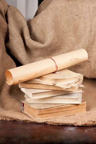 古い巻物にヴィンテージと風化の書籍 — ストック写真