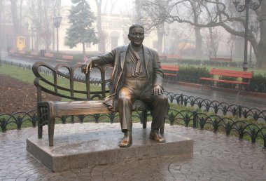 Monument Leonid Utyosov in the Municipal gardens, Odessa, Ukrain clipart