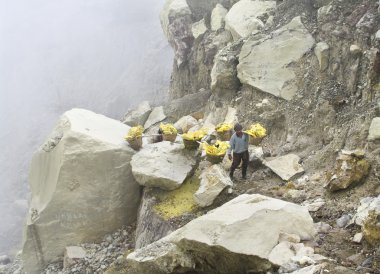 IJEN VOLCANO, INDONESIA