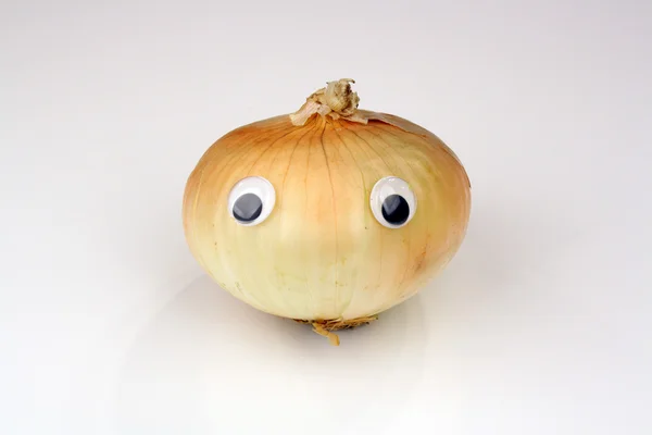 Sweet Yellow Onion with Doll Eyes (1) — Stock Photo, Image
