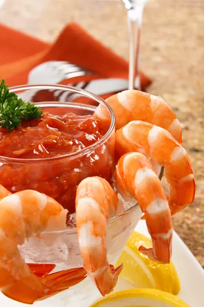 Délicieux cocktail crevettes — Photo