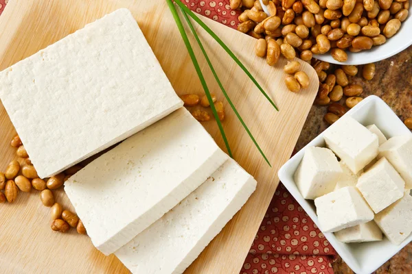 Soybeans with Tofu — Stock Photo, Image
