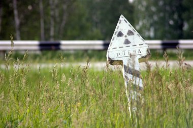 radyasyon tehlikesi işareti techa Nehri üzerindeki