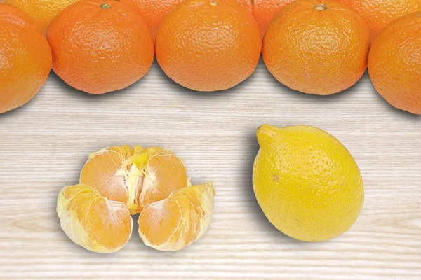 Citron vs Oranges — Photo