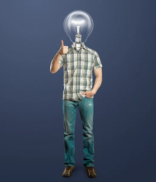 Hombre de cuerpo entero con lámpara muestra bien hecho —  Fotos de Stock