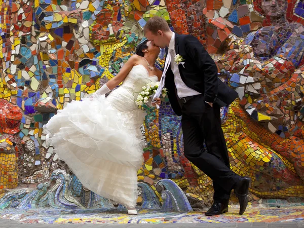สุขสันต์คู่แต่งงานใหม่ — ภาพถ่ายสต็อก