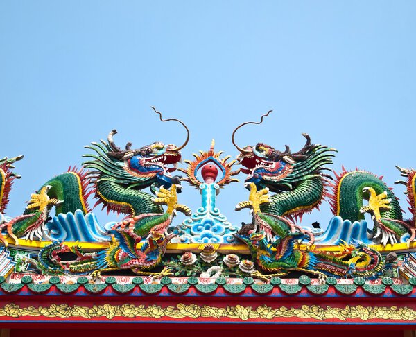 Double Dragon and a Marble sculpture