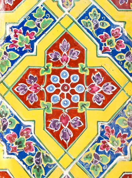 Colorful antique artwork with ceramic — Stock Photo, Image