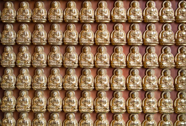 Πολλές μικρές άγαλμα του Βούδα — Φωτογραφία Αρχείου