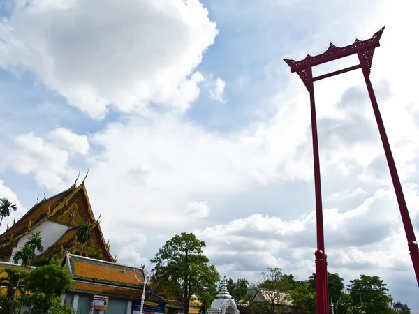 Giant Swing in front of wat sutat Bangkok, Thailand — Stock Photo, Image