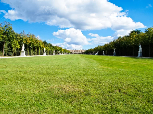 Versailles gartenlandschaft in frankreich — Stockfoto