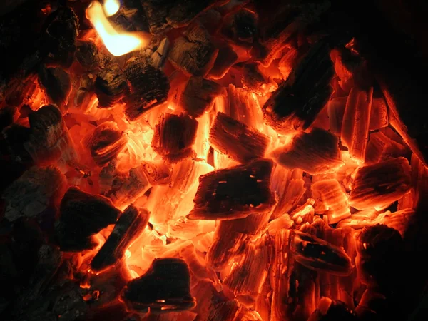 Decaying red coals — Stock Photo, Image
