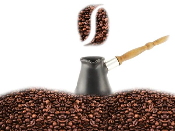 Kopi turk pada latar belakang biji kopi — Stok Foto