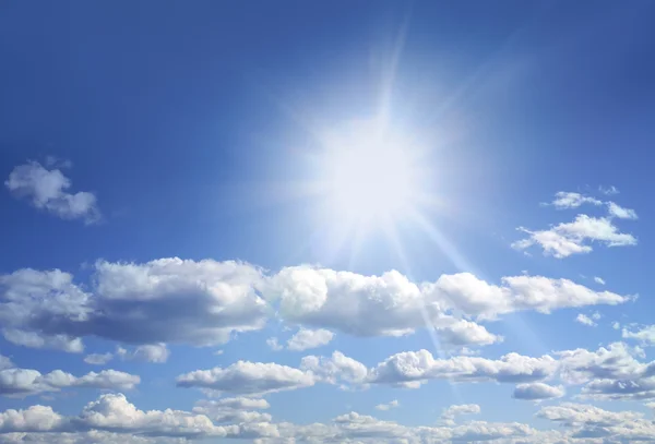 Bright sun and blue sky Royalty Free Stock Images