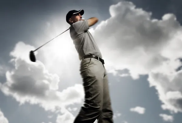 Golfa, strzelanie piłeczki do golfa — Zdjęcie stockowe