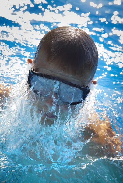 Detail of young man swimming — Stock Photo, Image