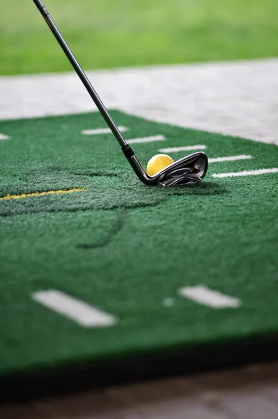 Golfboll på utbildning mate — Stockfoto