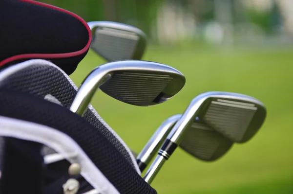 Golf laski w torbie — Zdjęcie stockowe