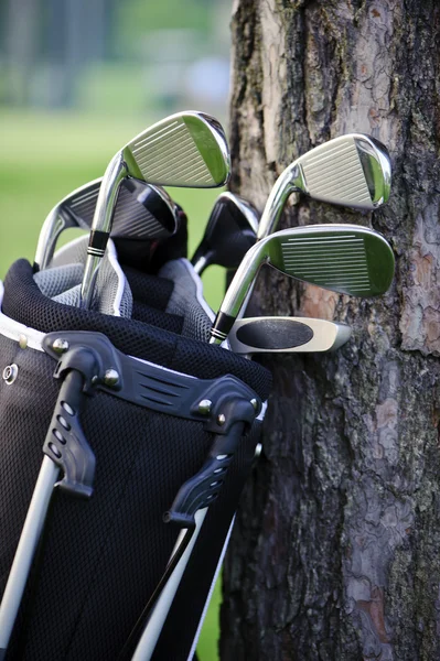Närbild på golf klubbor — Stockfoto