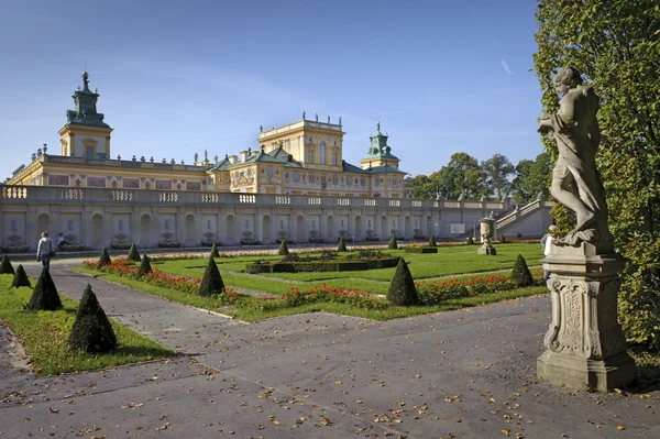 Statue in the gardens of Wilanow Palace — Stock Photo, Image