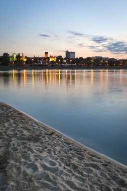 Vistula Nehri ve Varşova