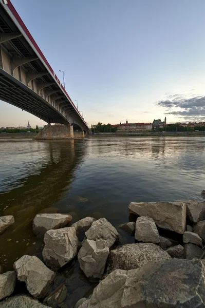 Панорама Варшавы с мостом — стоковое фото