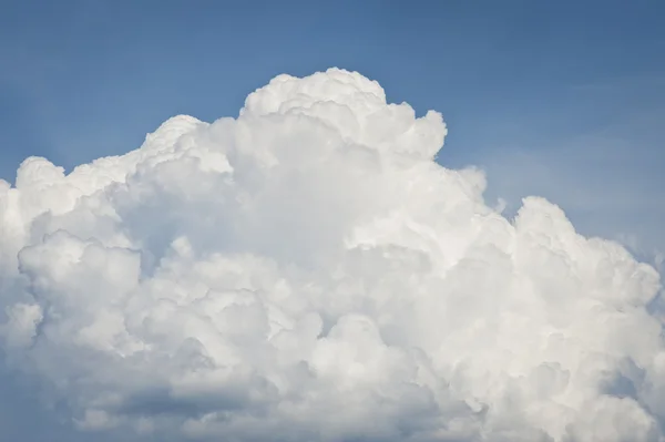 Moln på himlen — Stockfoto
