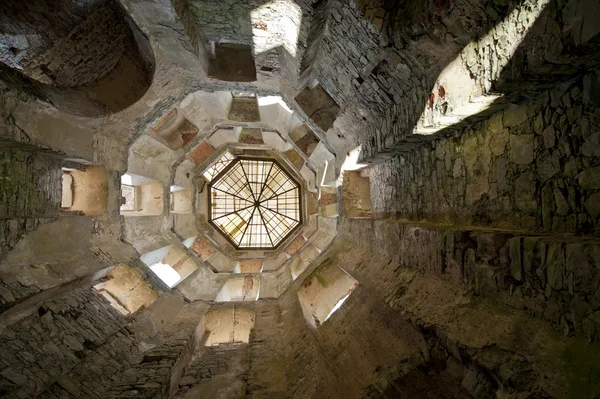 Wieża zamku Krzyżtopór ruina w Polsce — Zdjęcie stockowe