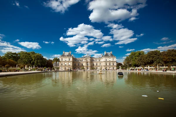 Дворец Обур, Париж, Франция — стоковое фото