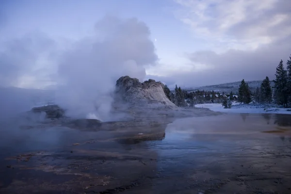 Castle Geyser in Yellowstone National Park — Stock Photo, Image