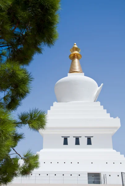 Stupa no sol — Fotografia de Stock