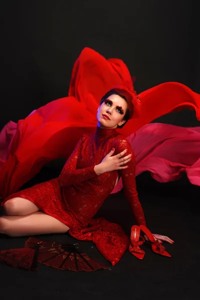 Žena v červené barvě — Stock fotografie