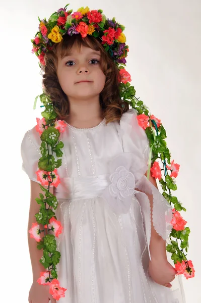 Girl in the ukrainian national wreath — Stock Photo, Image