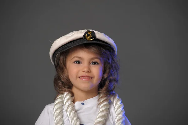 En ung sjöman med rep — Stockfoto