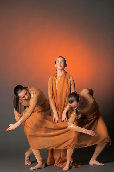 Drie dansers — Stockfoto