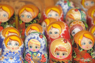 Russian dolls clipart