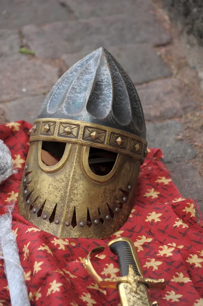 Mittelalterliche Helme — Stockfoto