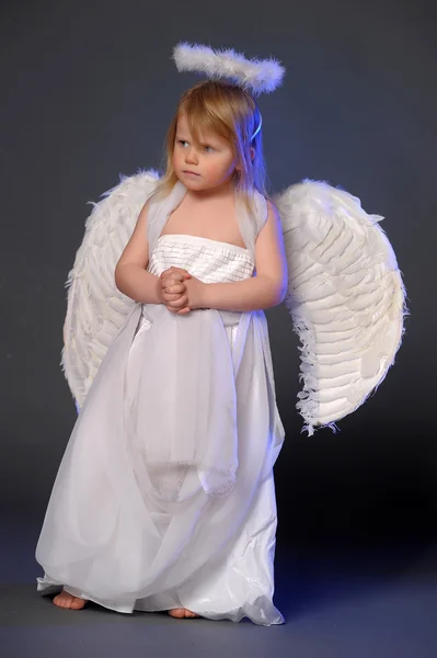 Lány angyal jelmez — Stock Fotó