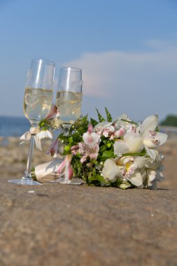 Glasses and wedding flowers clipart