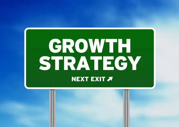 Büyüme stratejisi yol levhası — Stok fotoğraf