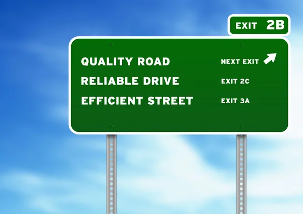 Qualidade, Sinal de estrada confiável e eficiente — Fotografia de Stock