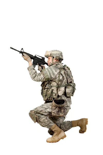 Soldado con rifle sobre fondo blanco —  Fotos de Stock